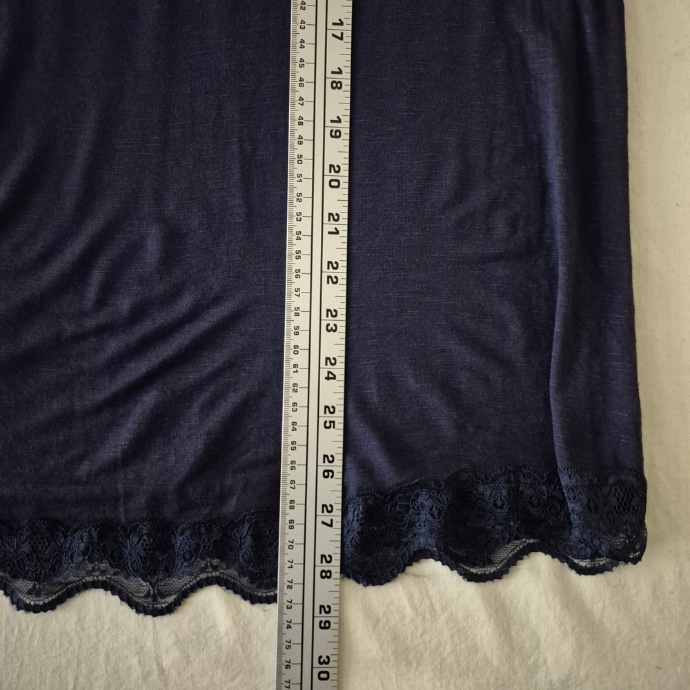Lane Bryant Navy Blue‎ Lace Trim V-Neck Tank Top Sleeveless Slub Knit 14/16 - Picture 9 of 9